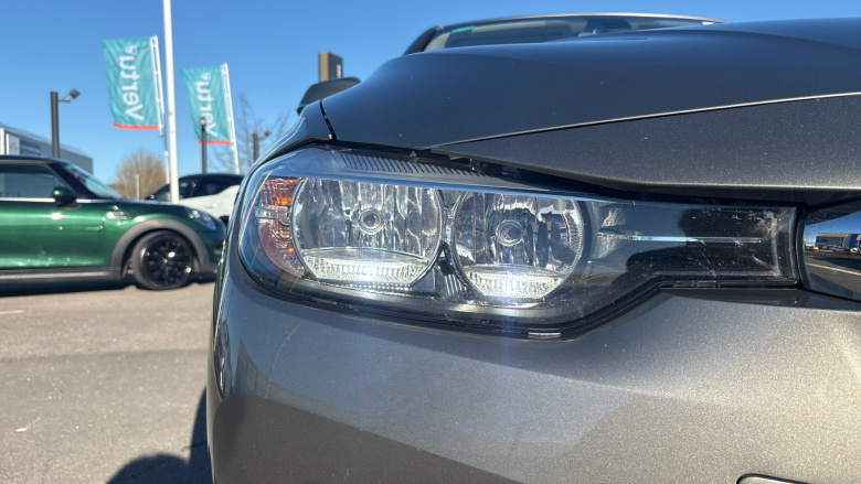 BMW 3 Series 320d Luxury 4dr Step Auto Diesel Saloon